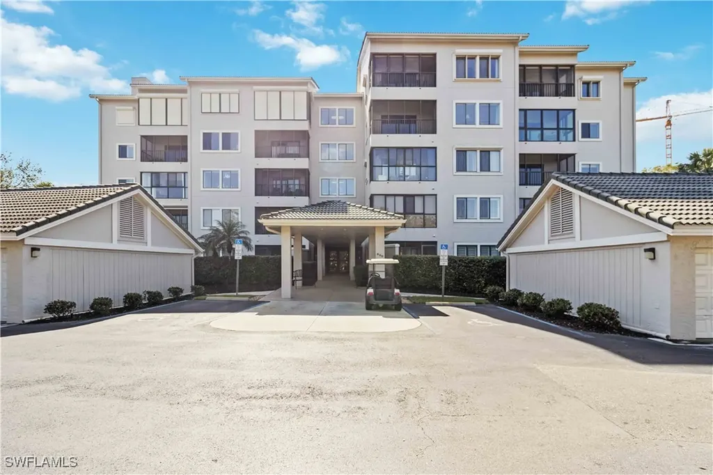 900 Arbor Lake Drive Naples FL 34110