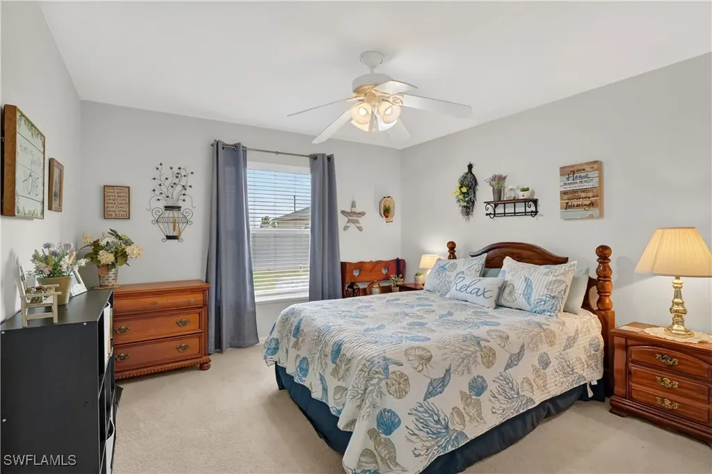 1815 NE 2nd Place Cape Coral FL 33909