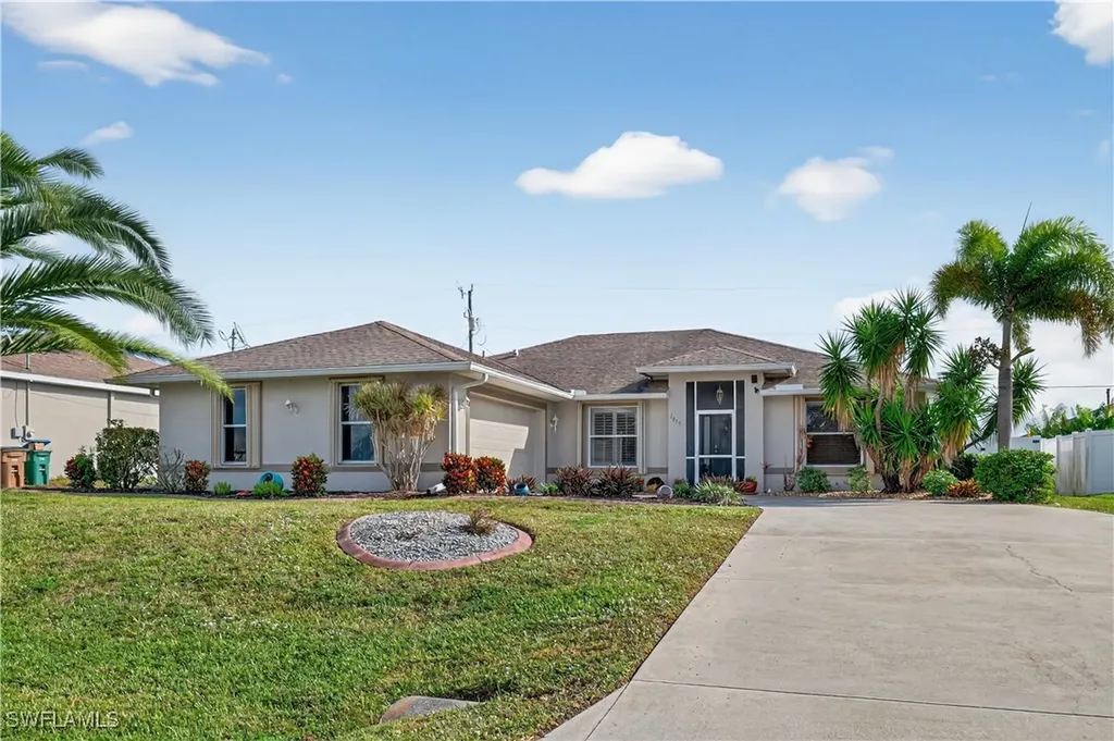 1815 NE 2nd Place Cape Coral FL 33909