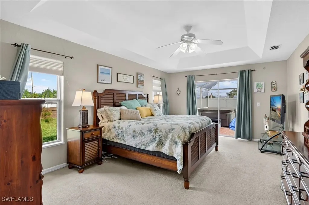 1815 NE 2nd Place Cape Coral FL 33909