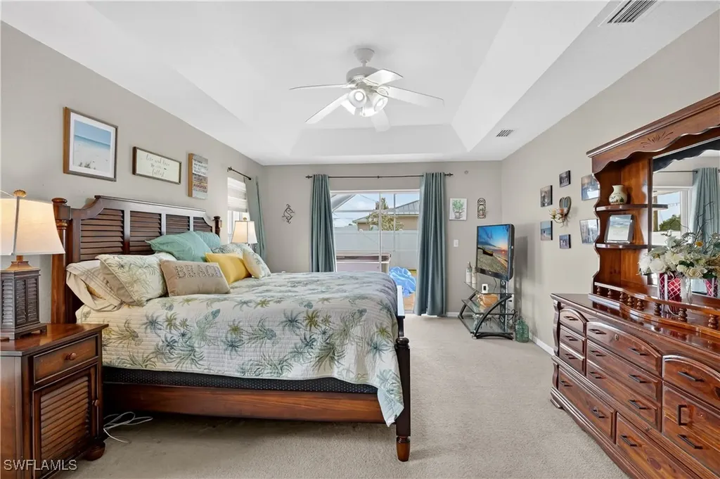 1815 NE 2nd Place Cape Coral FL 33909