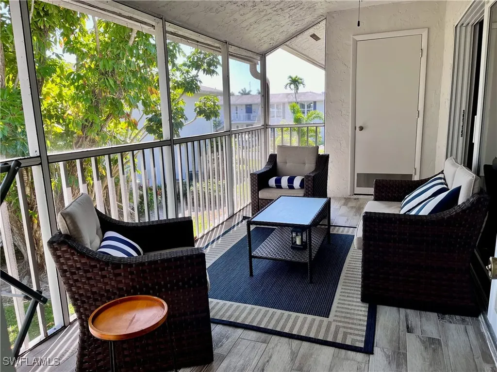 202 Peppermint Lane Naples FL 34112