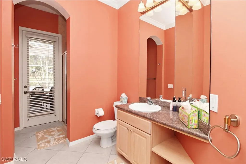 1901 Winding Oaks Way Naples FL 34109