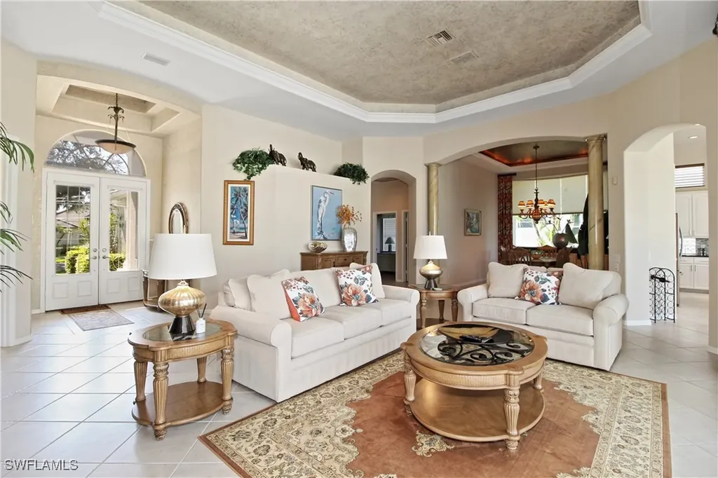 1901 Winding Oaks Way Naples FL 34109