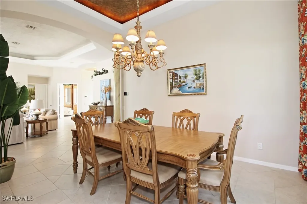 1901 Winding Oaks Way Naples FL 34109