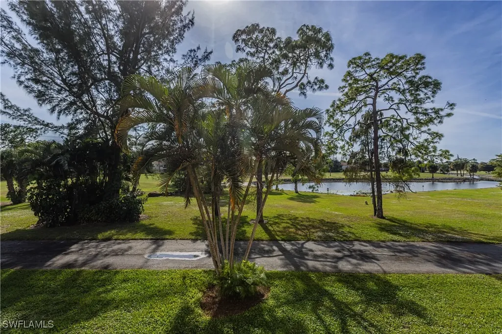 400 Forest Lakes Boulevard Naples FL 34105