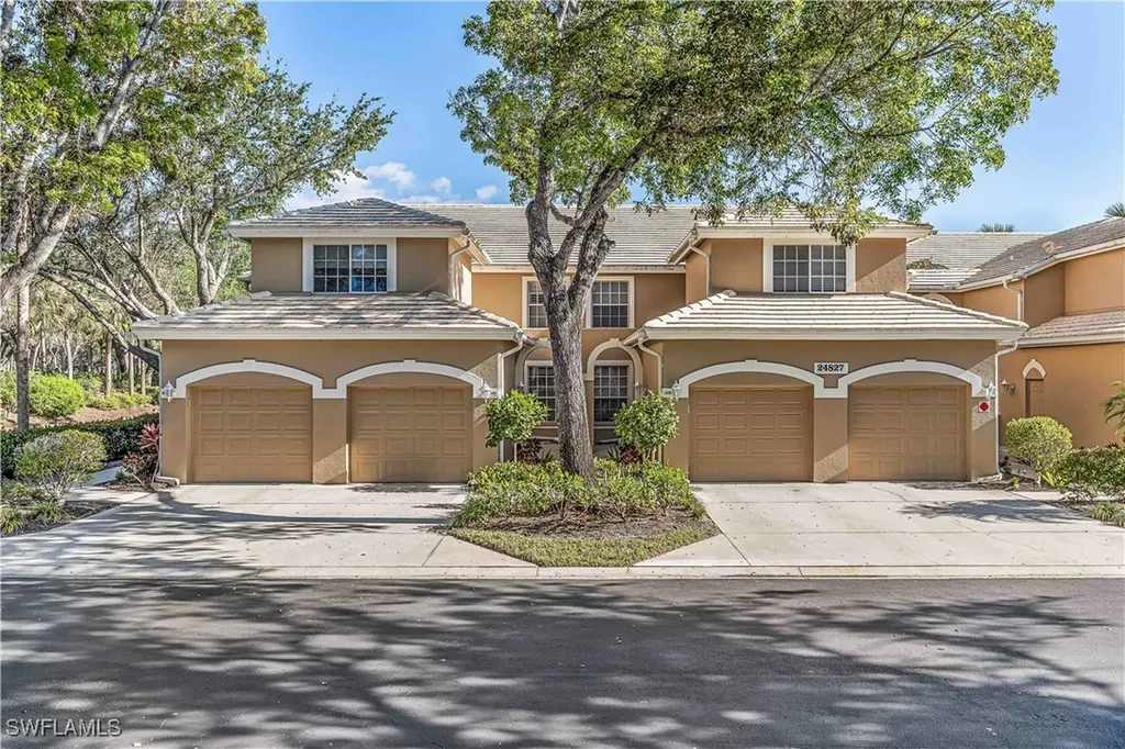 24827 Lakemont Cove Lane Bonita Springs FL 34134