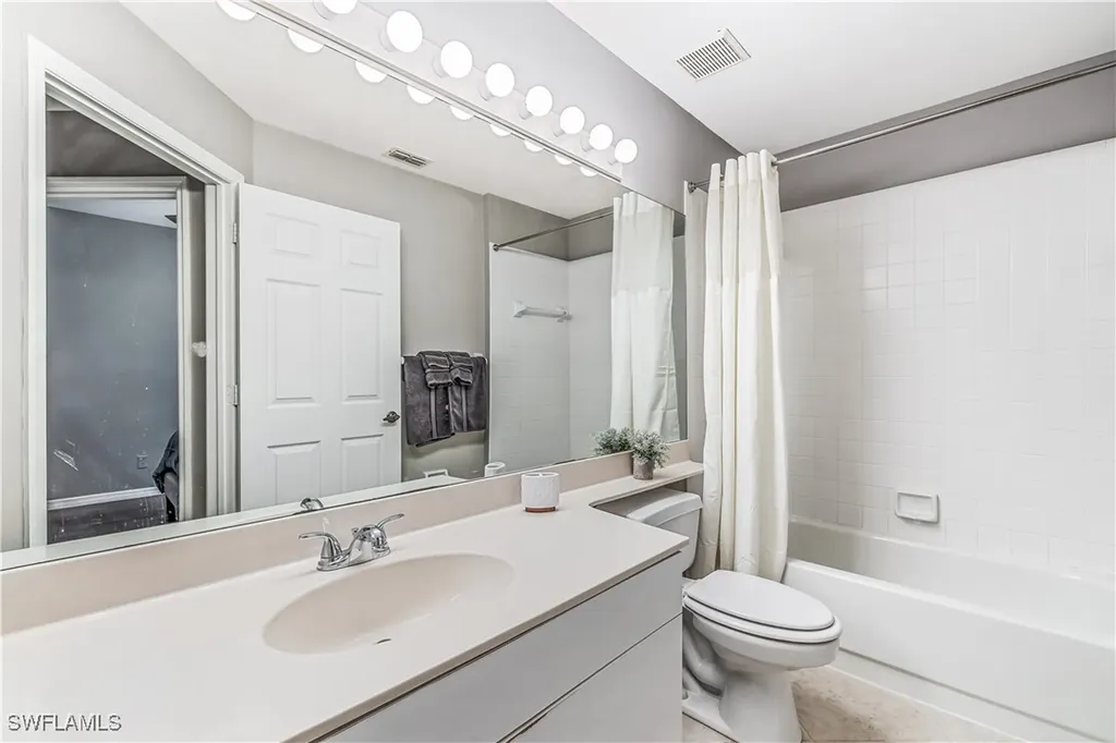 24827 Lakemont Cove Lane Bonita Springs FL 34134