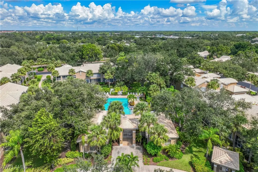 24827 Lakemont Cove Lane Bonita Springs FL 34134