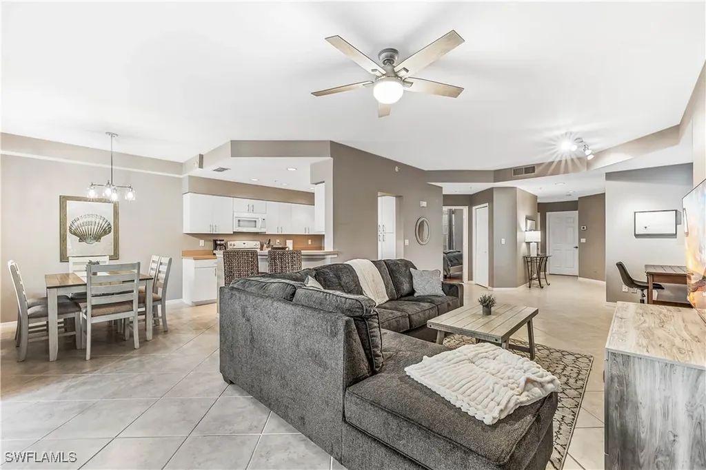 24827 Lakemont Cove Lane Bonita Springs FL 34134