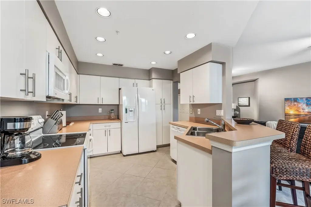 24827 Lakemont Cove Lane Bonita Springs FL 34134