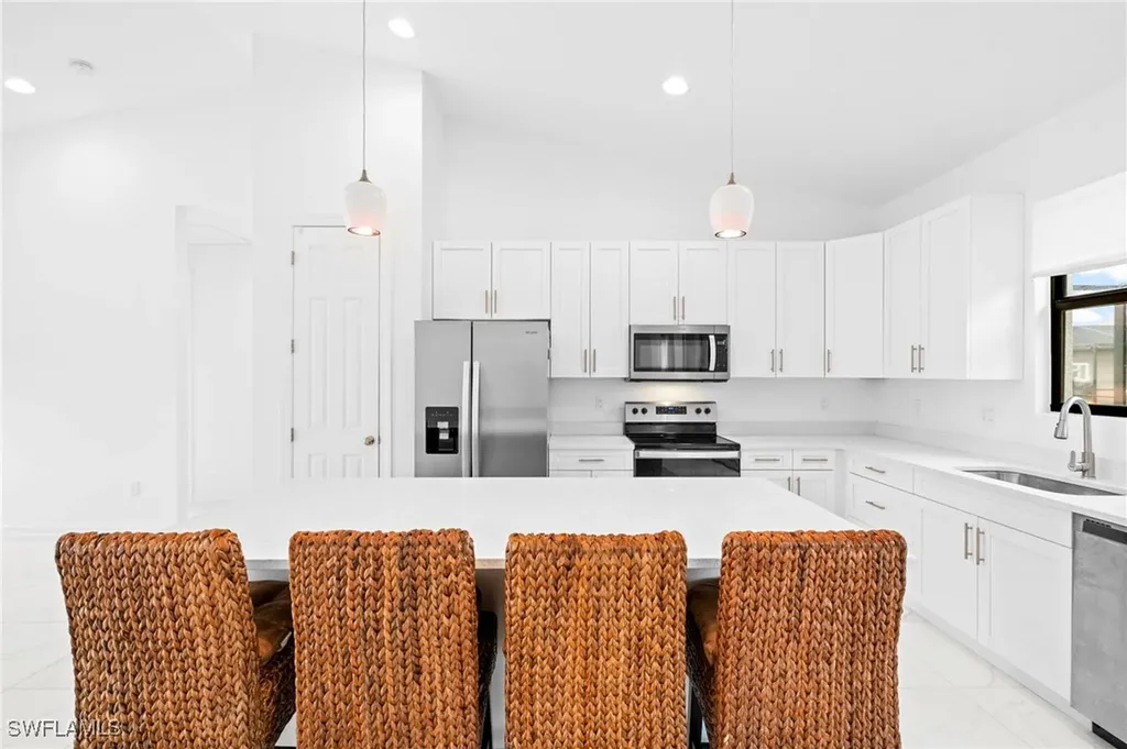 2639 SW 4th Terrace Cape Coral FL 33991