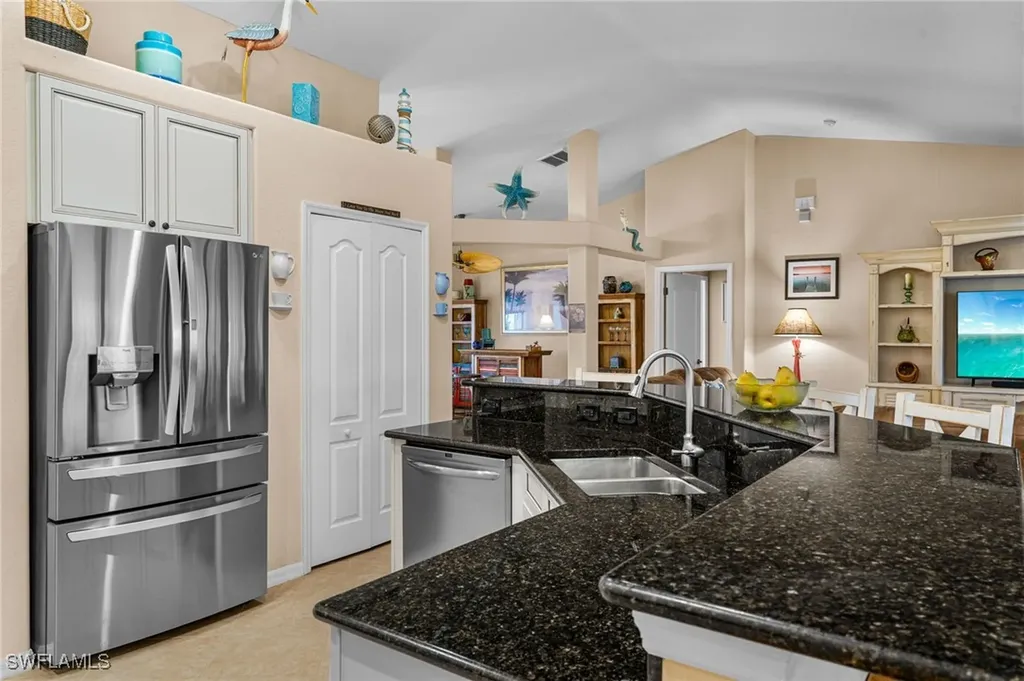 1729 SW 44th Terrace Cape Coral FL 33914