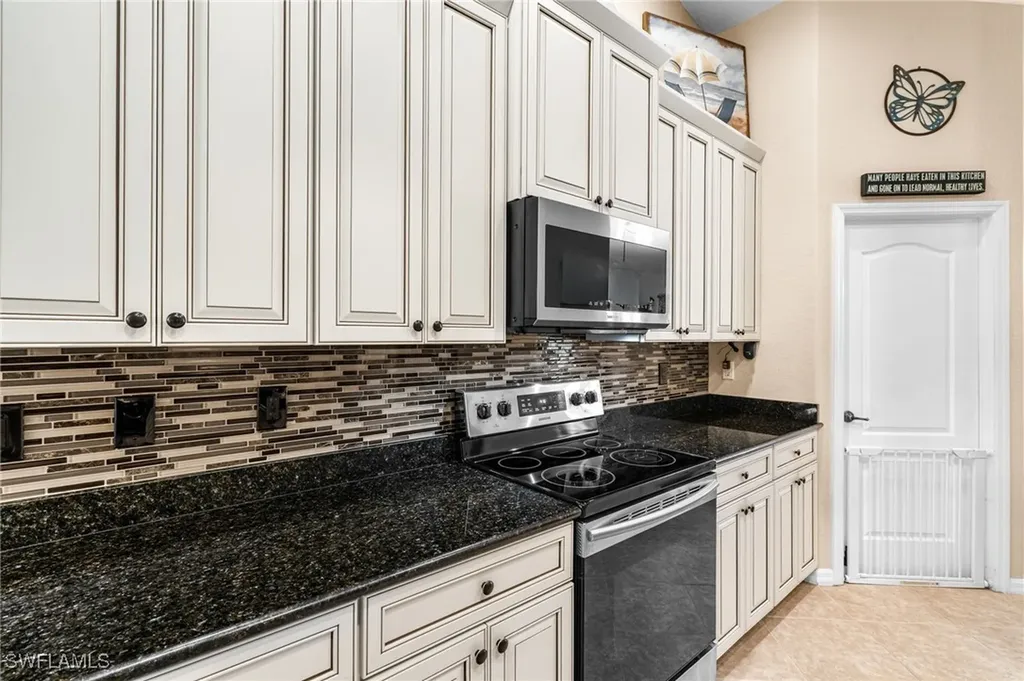 1729 SW 44th Terrace Cape Coral FL 33914