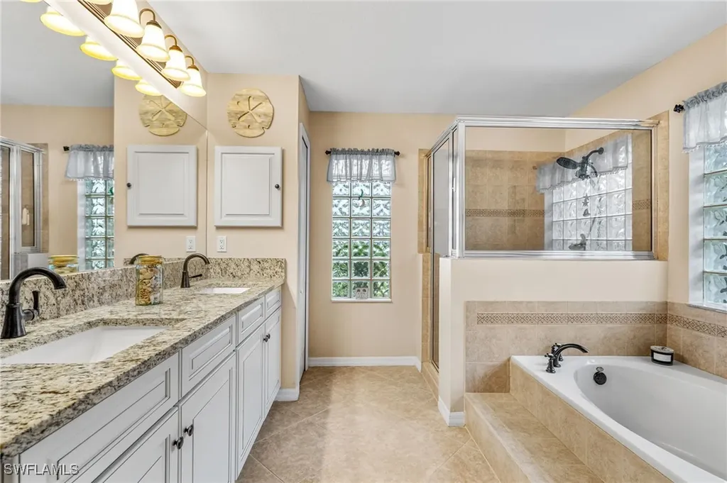 1729 SW 44th Terrace Cape Coral FL 33914