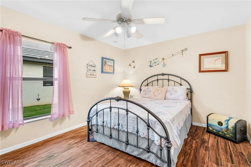 1729 SW 44th Terrace Cape Coral FL 33914