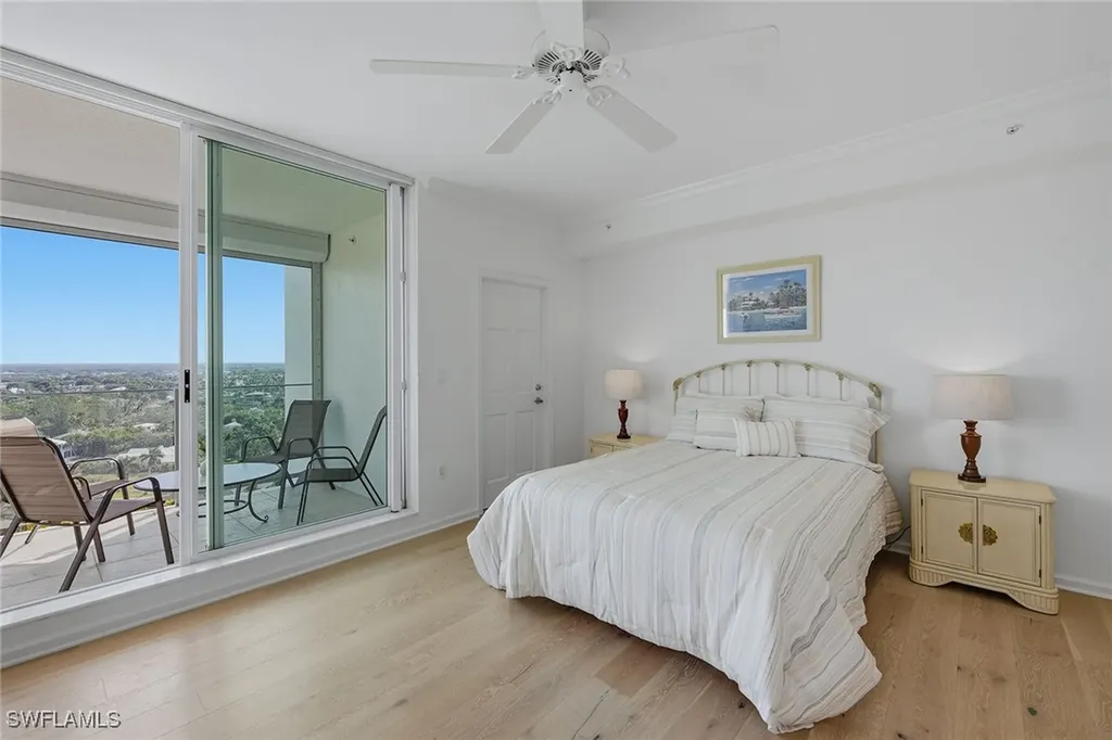 60 Seagate Drive Naples FL 34103