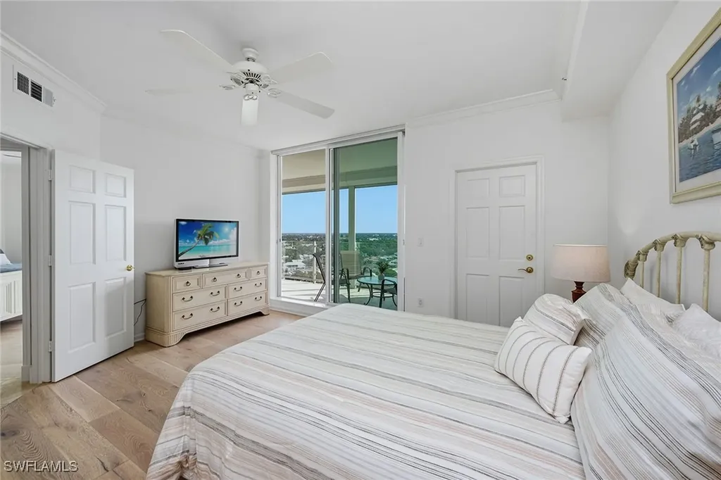 60 Seagate Drive Naples FL 34103