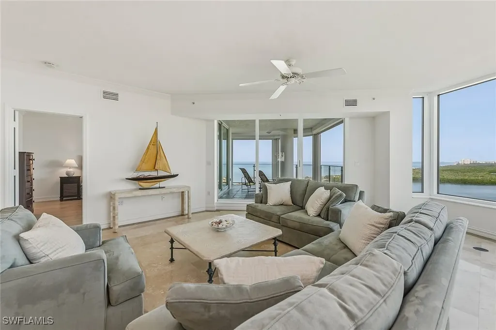60 Seagate Drive Naples FL 34103