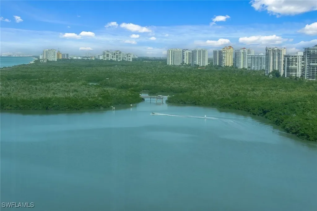 60 Seagate Drive Naples FL 34103