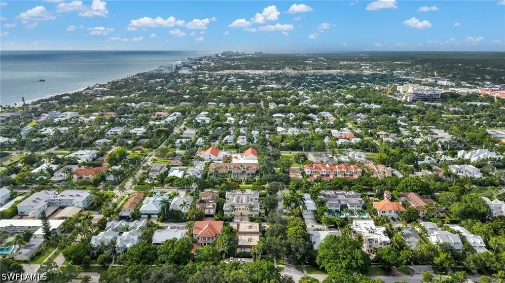 284 4th Street S Naples FL 34102