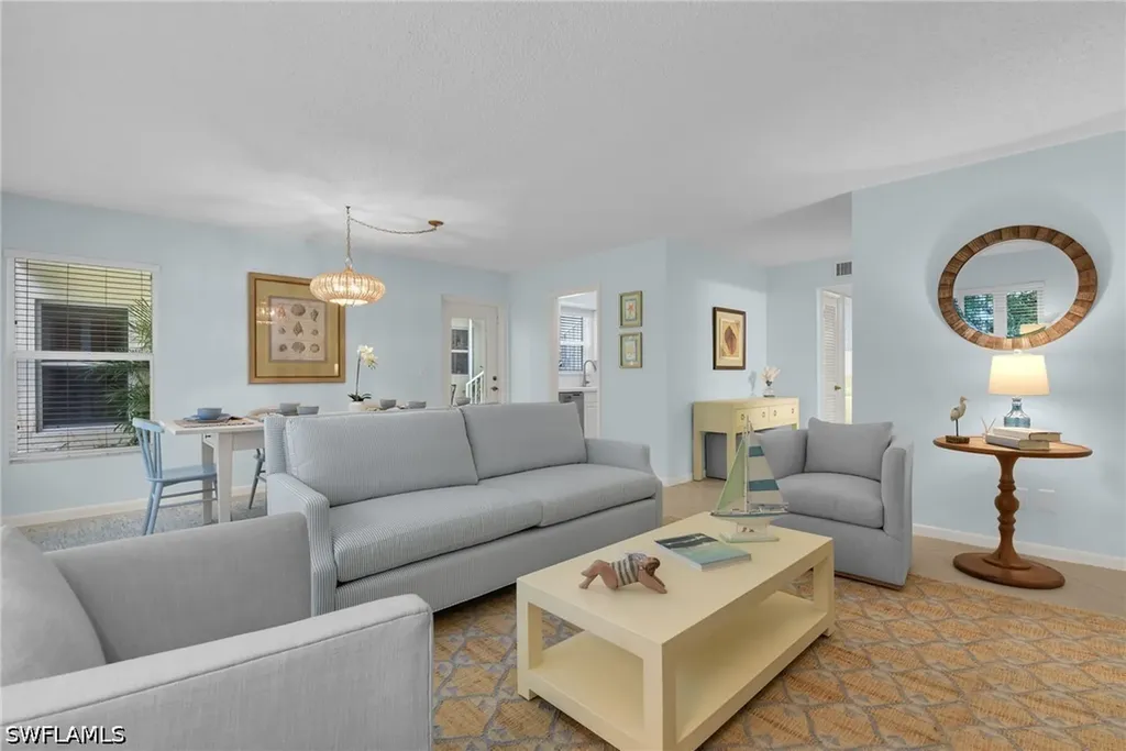 284 4th Street S Naples FL 34102