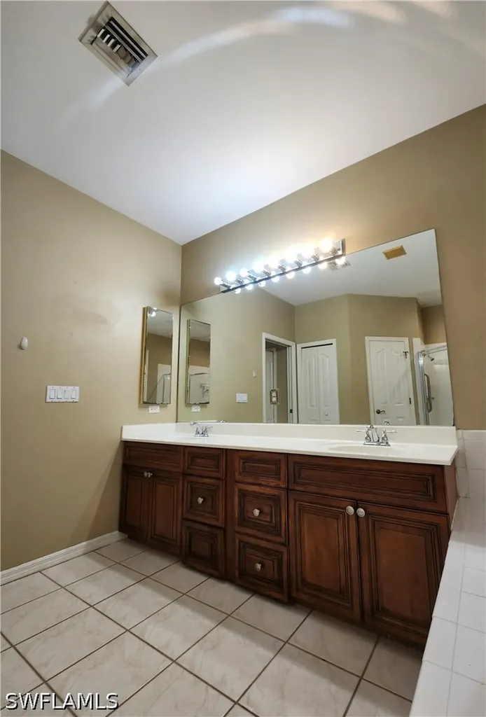 11082 Lakeland Circle Fort Myers FL 33913
