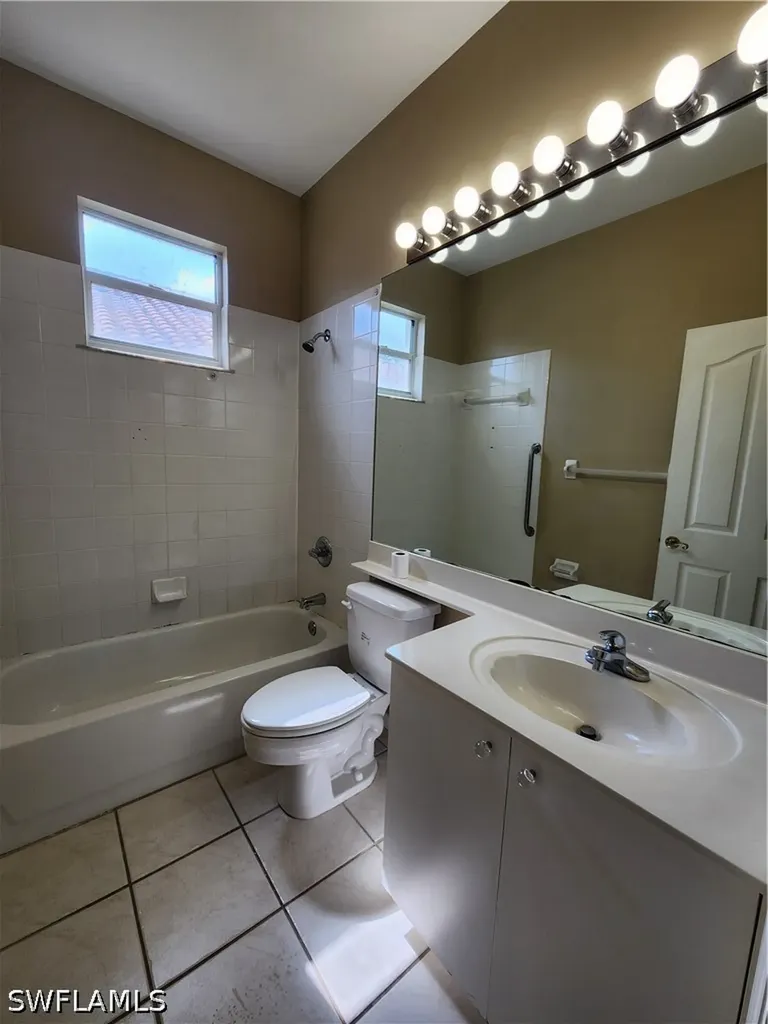 11082 Lakeland Circle Fort Myers FL 33913