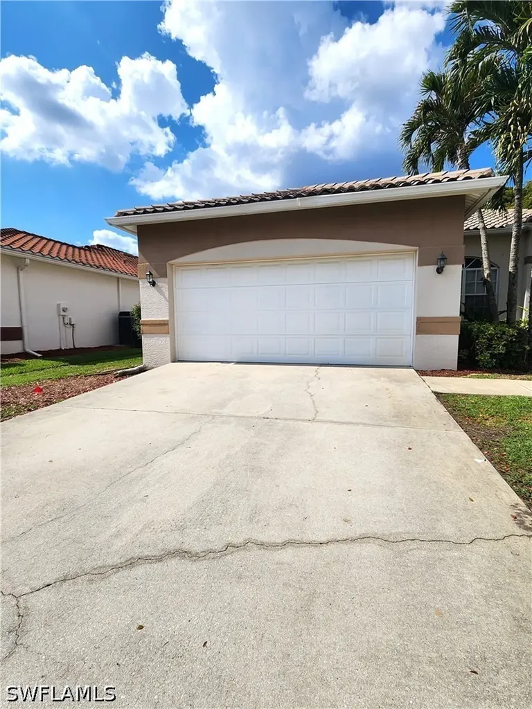 11082 Lakeland Circle Fort Myers FL 33913