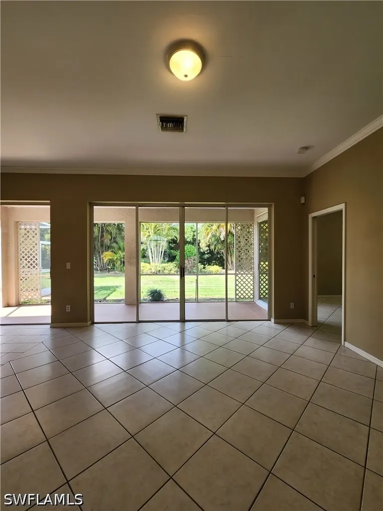 11082 Lakeland Circle Fort Myers FL 33913