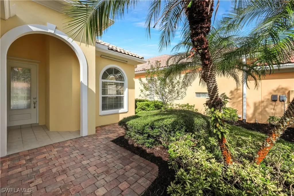 28348 Nautica Lane Bonita Springs FL 34135