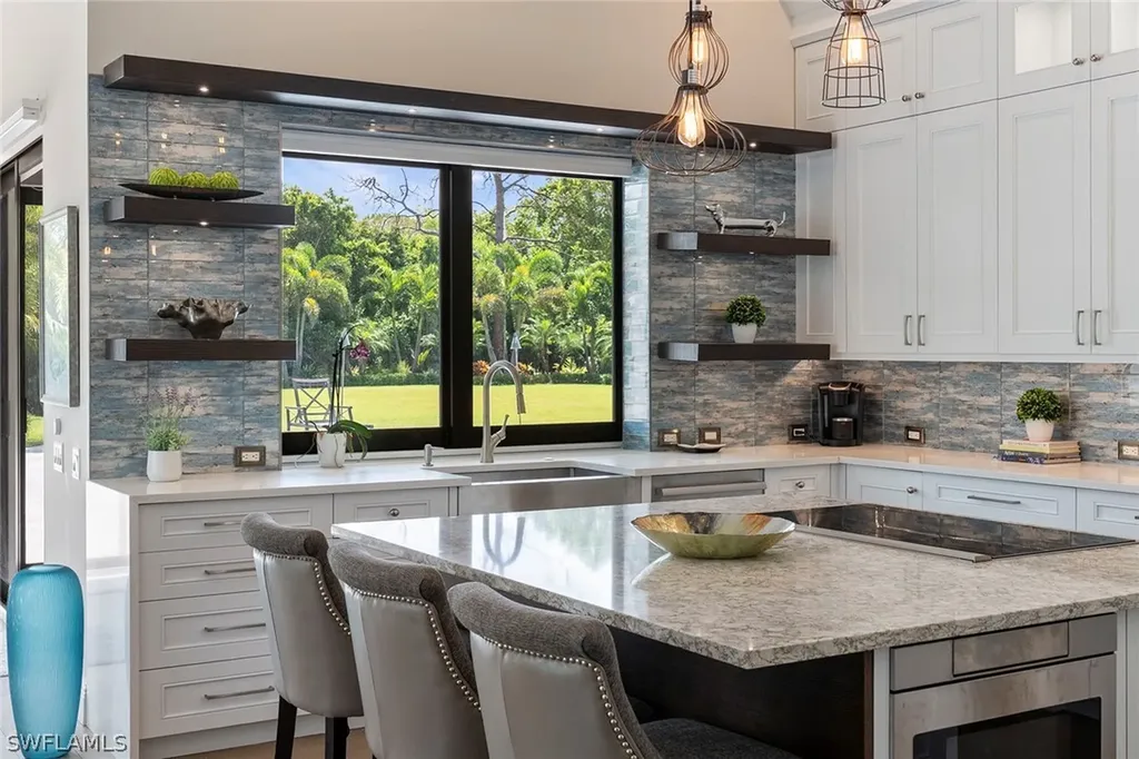 6582 Trail Boulevard Naples FL 34108