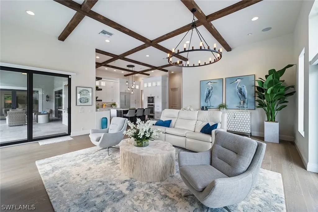6582 Trail Boulevard Naples FL 34108