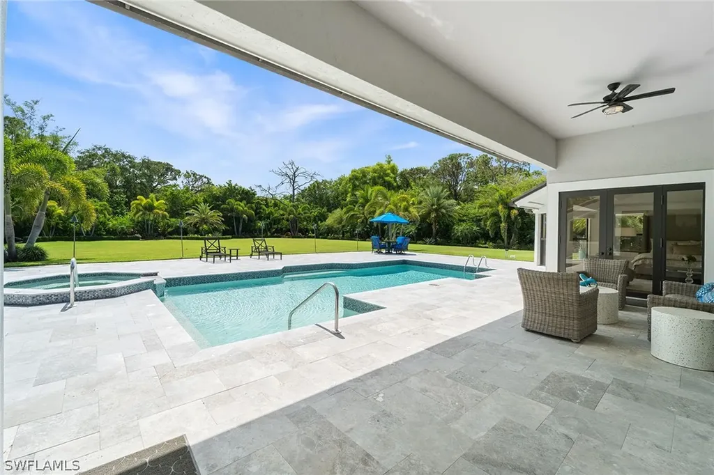 6582 Trail Boulevard Naples FL 34108