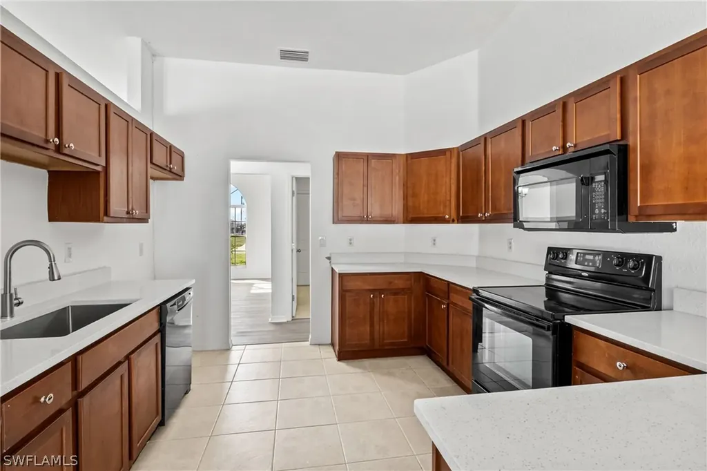 331 NE 23rd Street Cape Coral FL 33909