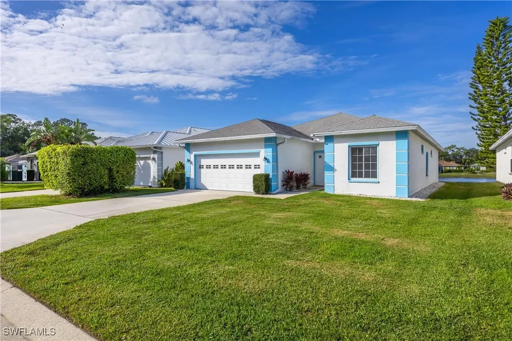 223 Stanhope Circle Naples FL 34104