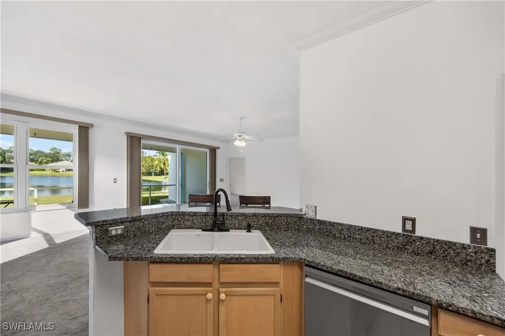 223 Stanhope Circle Naples FL 34104