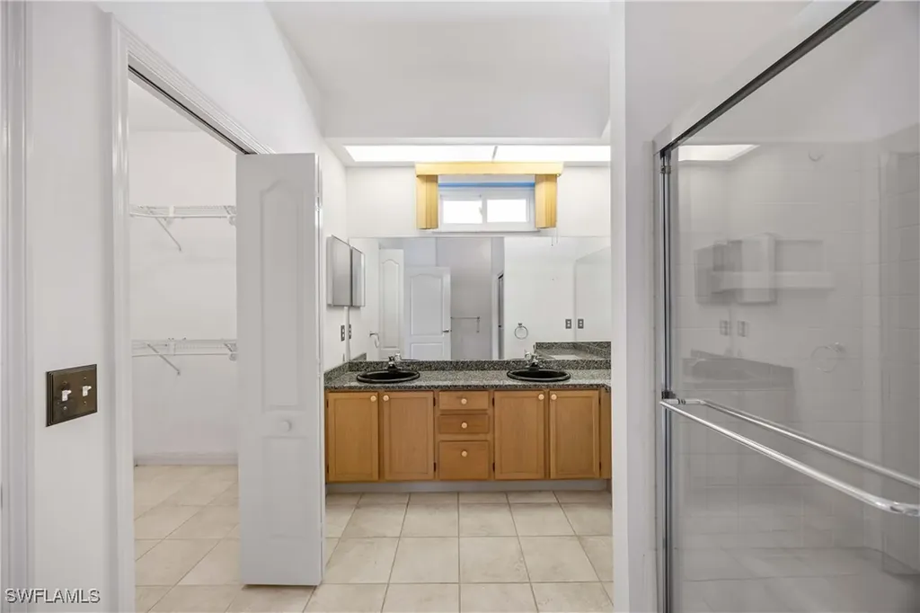 223 Stanhope Circle Naples FL 34104