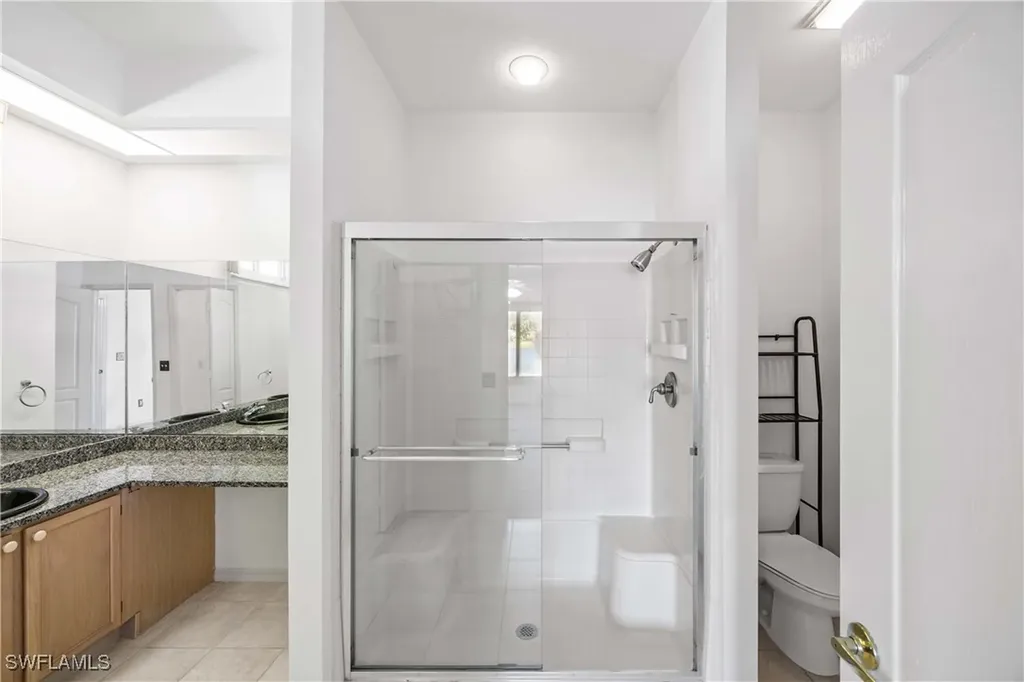 223 Stanhope Circle Naples FL 34104