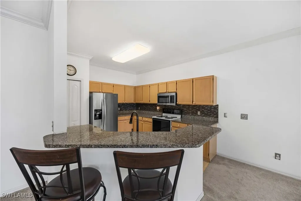223 Stanhope Circle Naples FL 34104