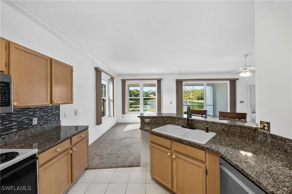 223 Stanhope Circle Naples FL 34104