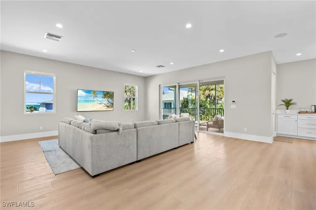 117 Hercules Drive Fort Myers Beach FL 33931