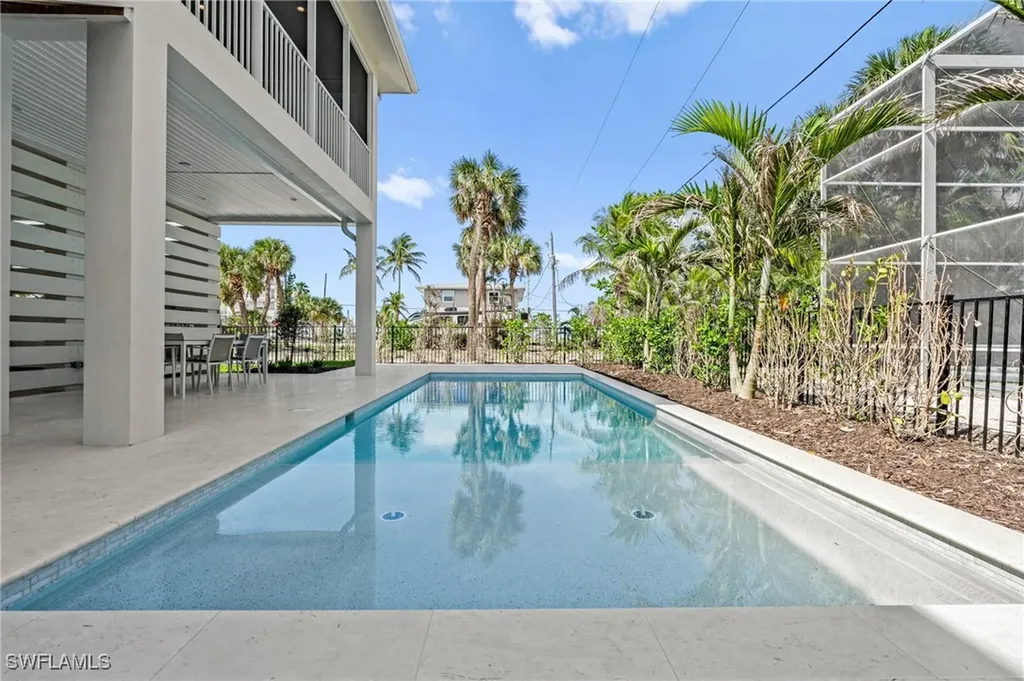 117 Hercules Drive Fort Myers Beach FL 33931