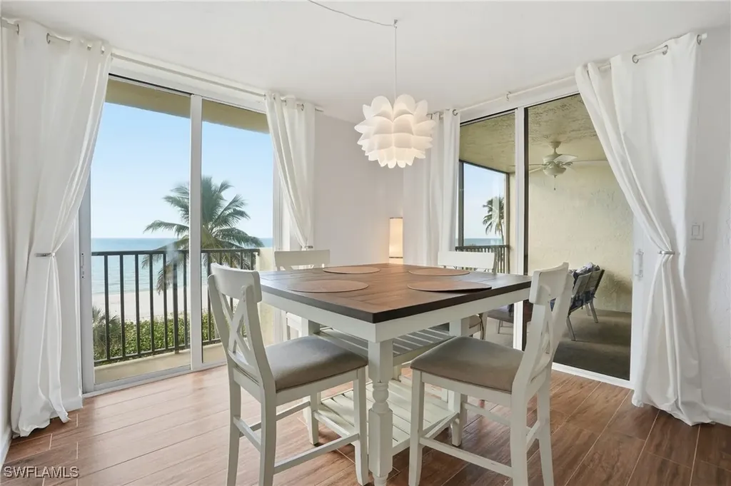 10475 Gulf Shore Drive Naples FL 34108