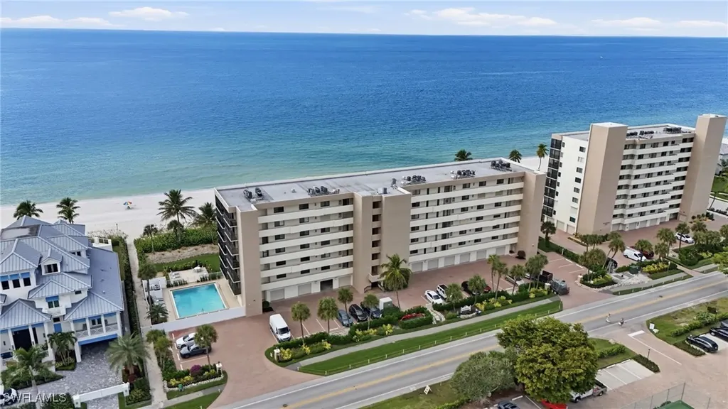 10475 Gulf Shore Drive Naples FL 34108