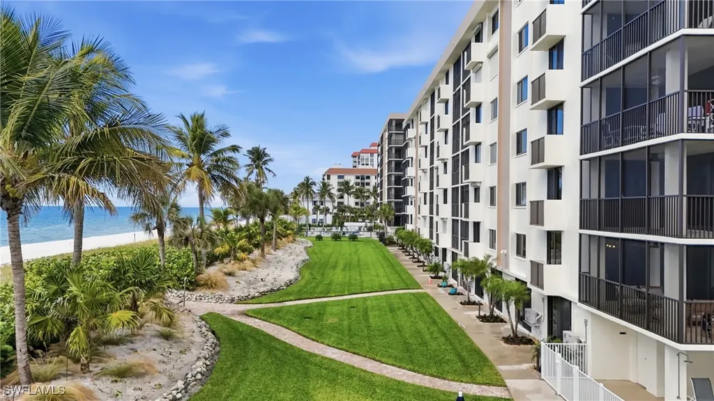 10475 Gulf Shore Drive Naples FL 34108