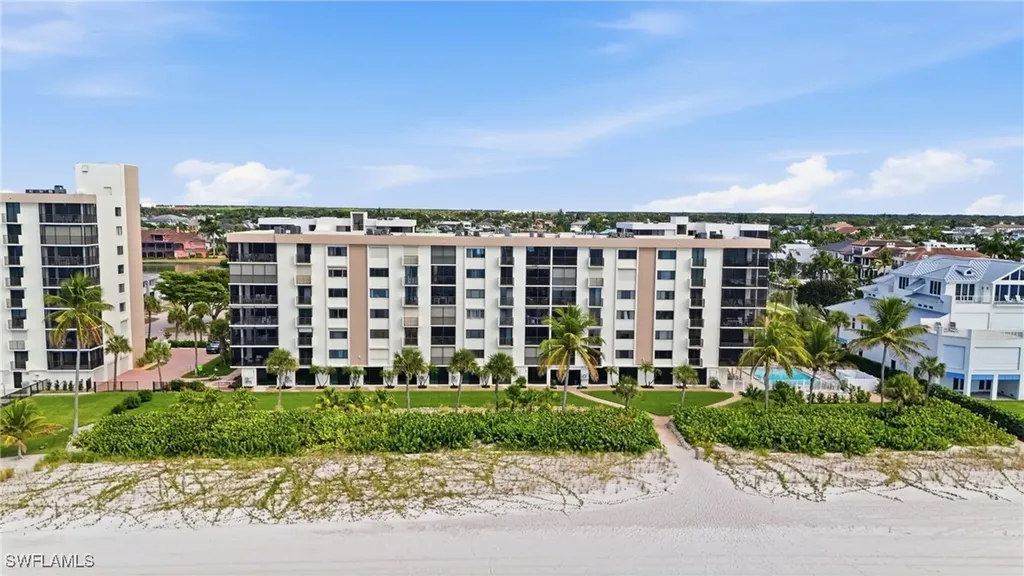 10475 Gulf Shore Drive Naples FL 34108