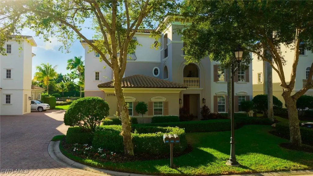17770 Via Bella Acqua Court Miromar Lakes FL 33913