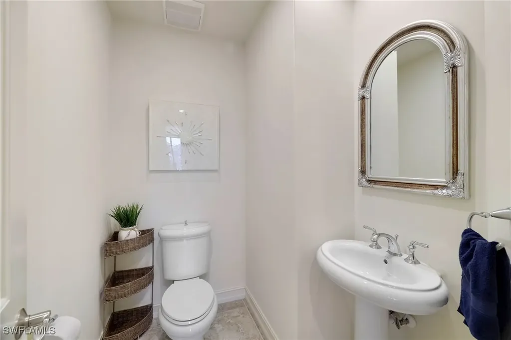 17770 Via Bella Acqua Court Miromar Lakes FL 33913
