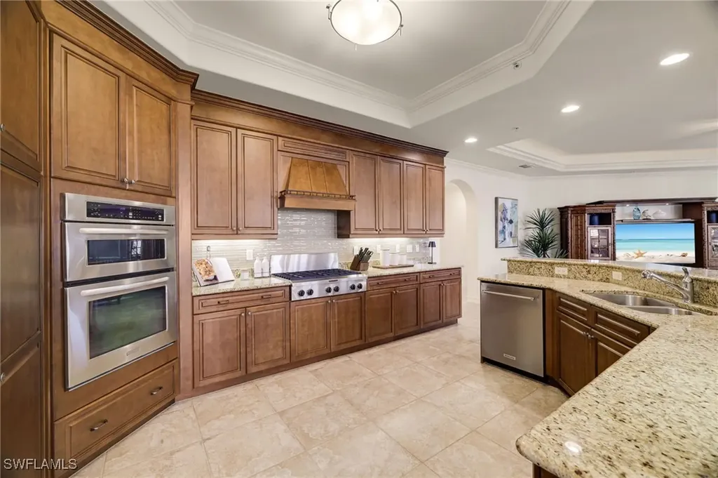 17770 Via Bella Acqua Court Miromar Lakes FL 33913